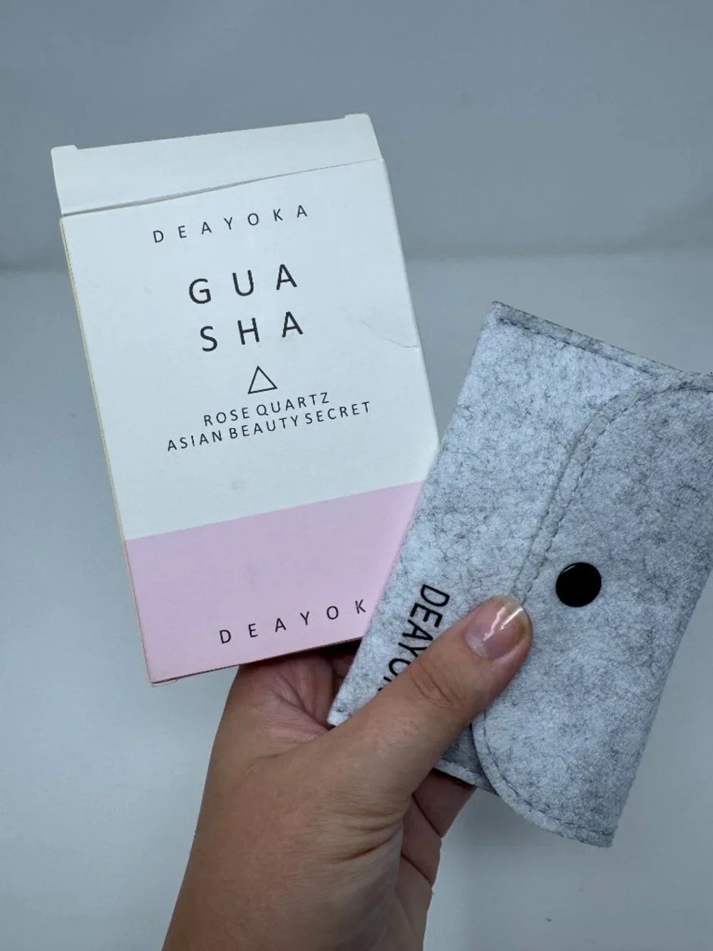 DEAYOKA Rose Quartz Gua Sha Facial Massage Tool With Pouch Box